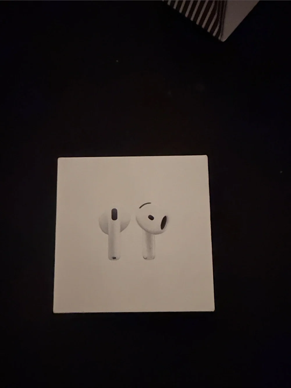 Apple White Wireless Earbud Headphones